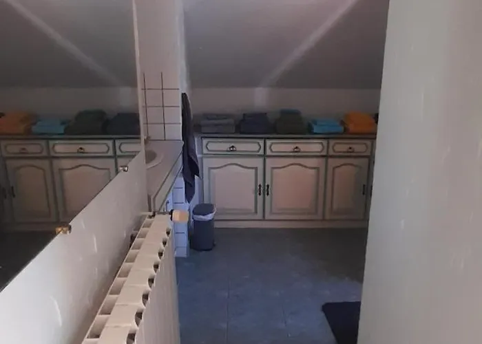 Nyaraló Perche Sur Crete Dans Un Petit Village Des Hautes-pyrenees *