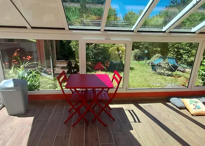 Nyaraló Perche Sur Crete Dans Un Petit Village Des Hautes-pyrenees *