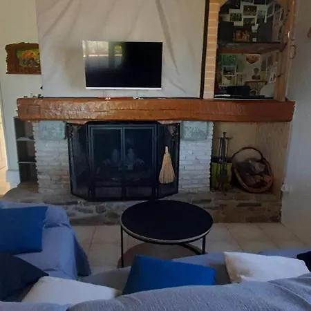 Perché Sur Crête Dans Un Petit Village Des Hautes-pyrénées Casa vacanze *