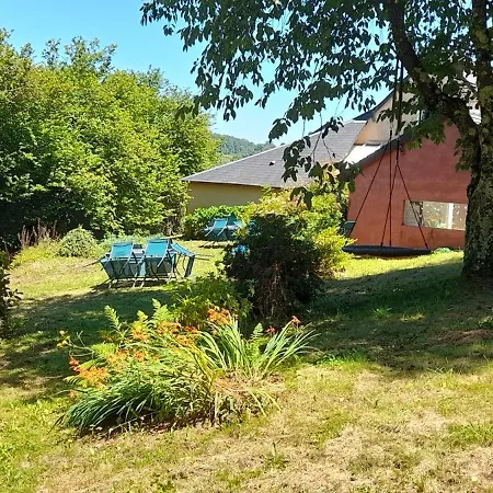 Casa vacanze Perché Sur Crête Dans Un Petit Village Des Hautes-pyrénées Ossun-ez-Angles