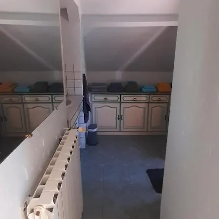 Casa vacanze Perché Sur Crête Dans Un Petit Village Des Hautes-pyrénées *