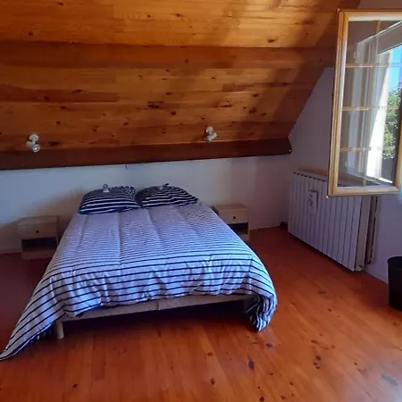 Casa vacanze Perché Sur Crête Dans Un Petit Village Des Hautes-pyrénées Ossun-ez-Angles