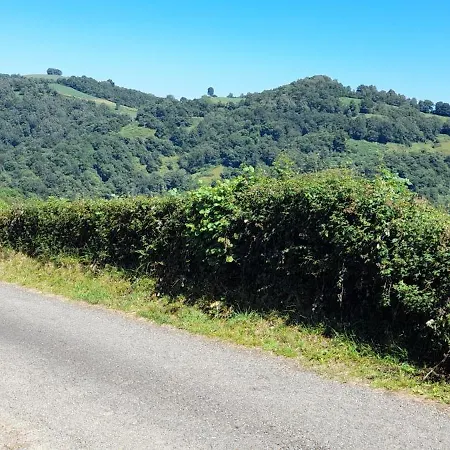 Perché Sur Crête Dans Un Petit Village Des Hautes-pyrénées Casa vacanze